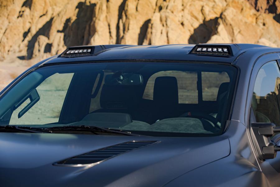 Детали экстерьера Nissan Titan Warrior Concept 2016 года  (фото 26 из 40)